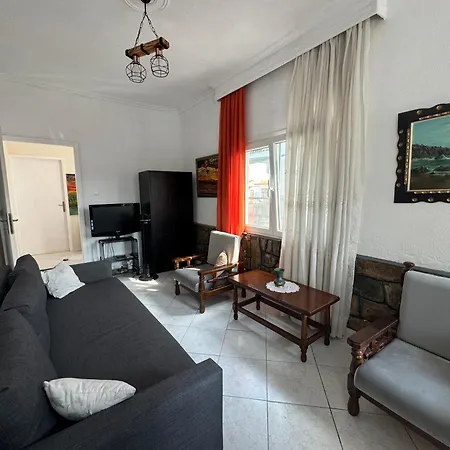 House Nikiti (Sithonia)