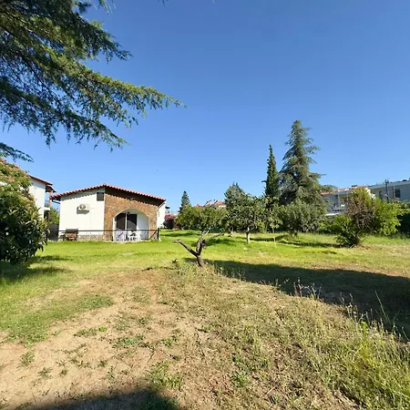 Villa House Nikíti