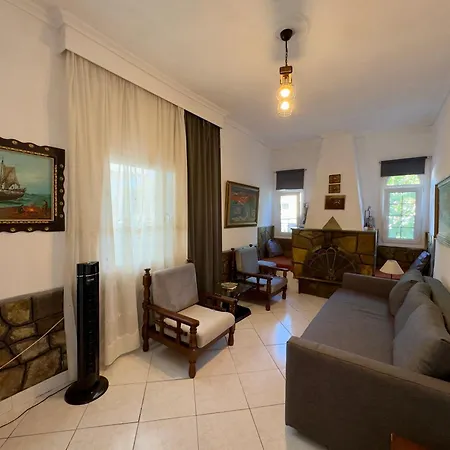 House فيلة