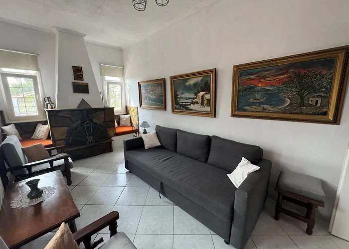 Villa House *