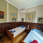 House فيلة *
